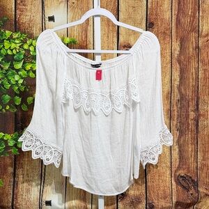 Unique Spectrum Wide Lace Blouse Size XL White